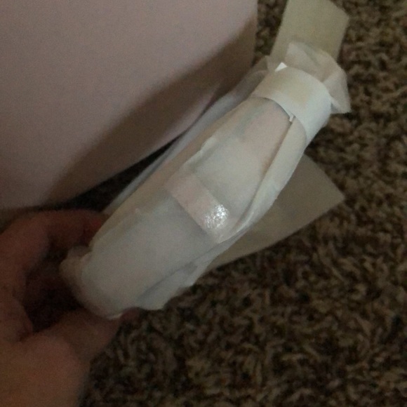 Large two toned bucket bag - Picture 7 of 9